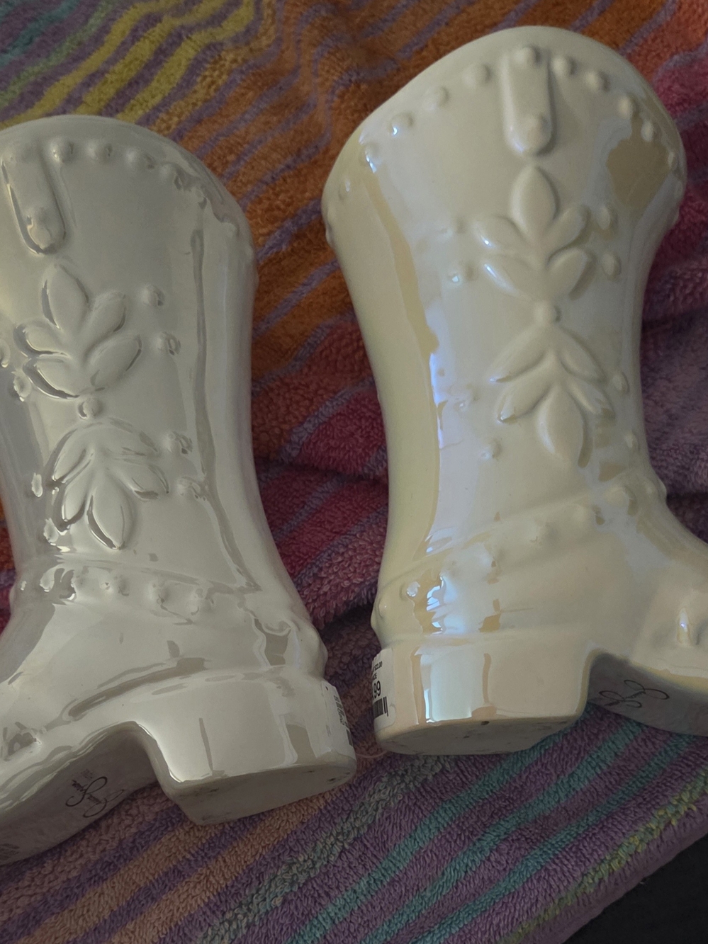 Jessica Simpson Cream Ceramic COWBOY Boot Candles Set Of 2